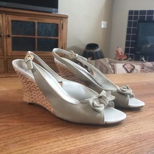 Cute Beige Heel with Wicker Wedge